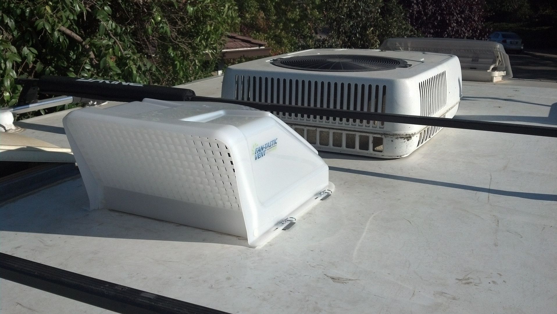 Open Roads Forum Just installed an Ultrabreeze Fantastic Fan